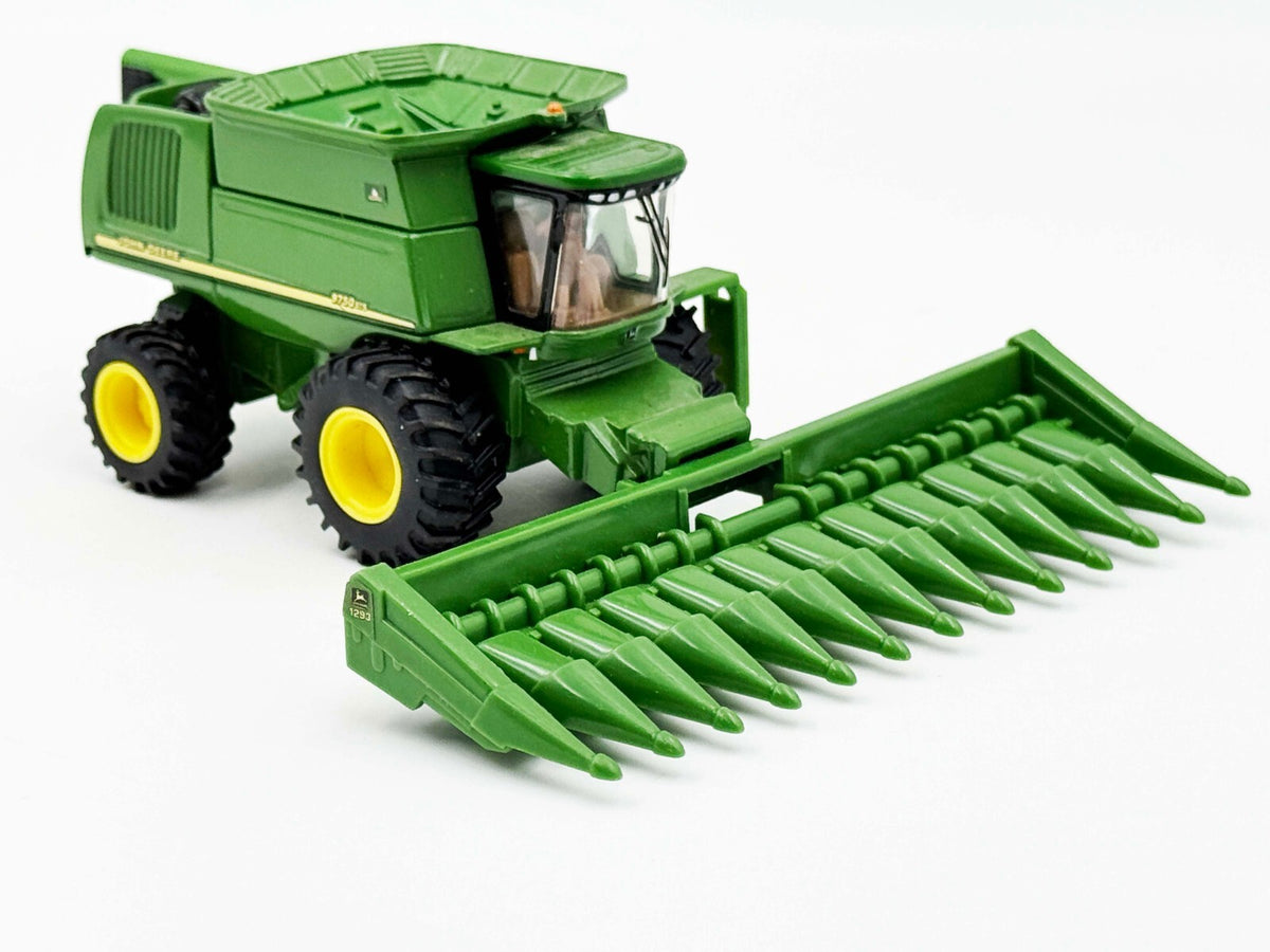 1/64 John Deere 9750 STS Combine With 12 Row Corn Head & Grain Head