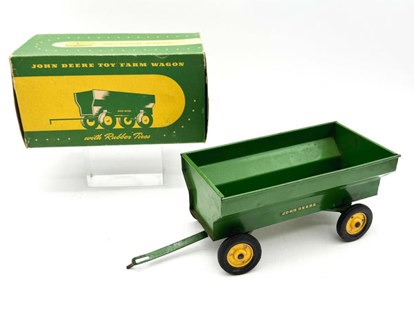 1/16 John Deere Flarebox Wagon w/ Original Box - Eska
