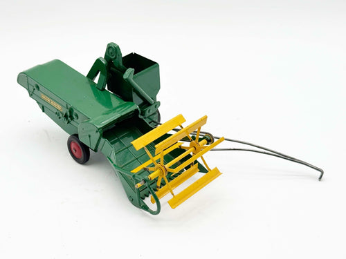 1/16 Oliver Pull Type Combine - Slik