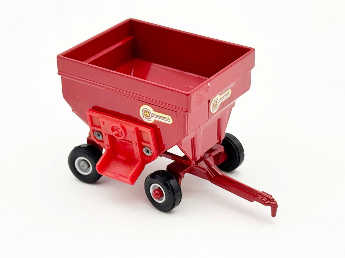 1/64 Unverferth McCurdy Gravity Wagon