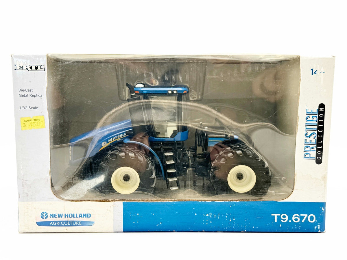 1/32 New Holland T9.670 4WD Tractor With Duals