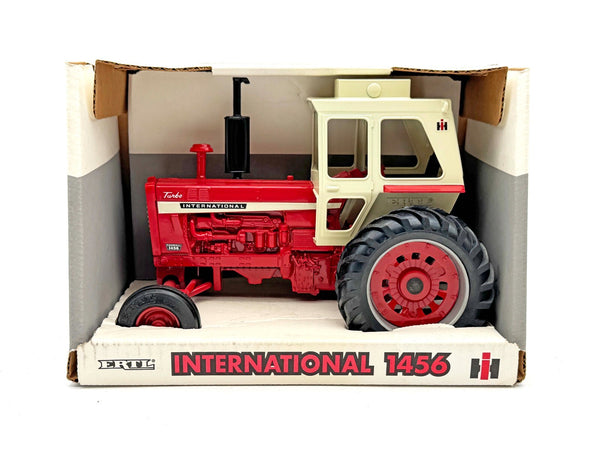1/16 International Harvester Turbo 1456 Tractor With Cab