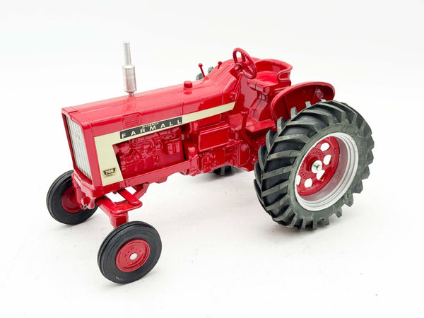 1/16 International Farmall 706