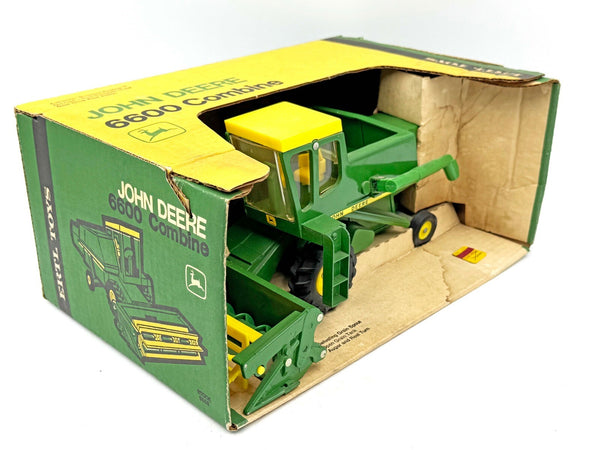 1/16 John Deere 6600 Combine in Original Yellow Top Box