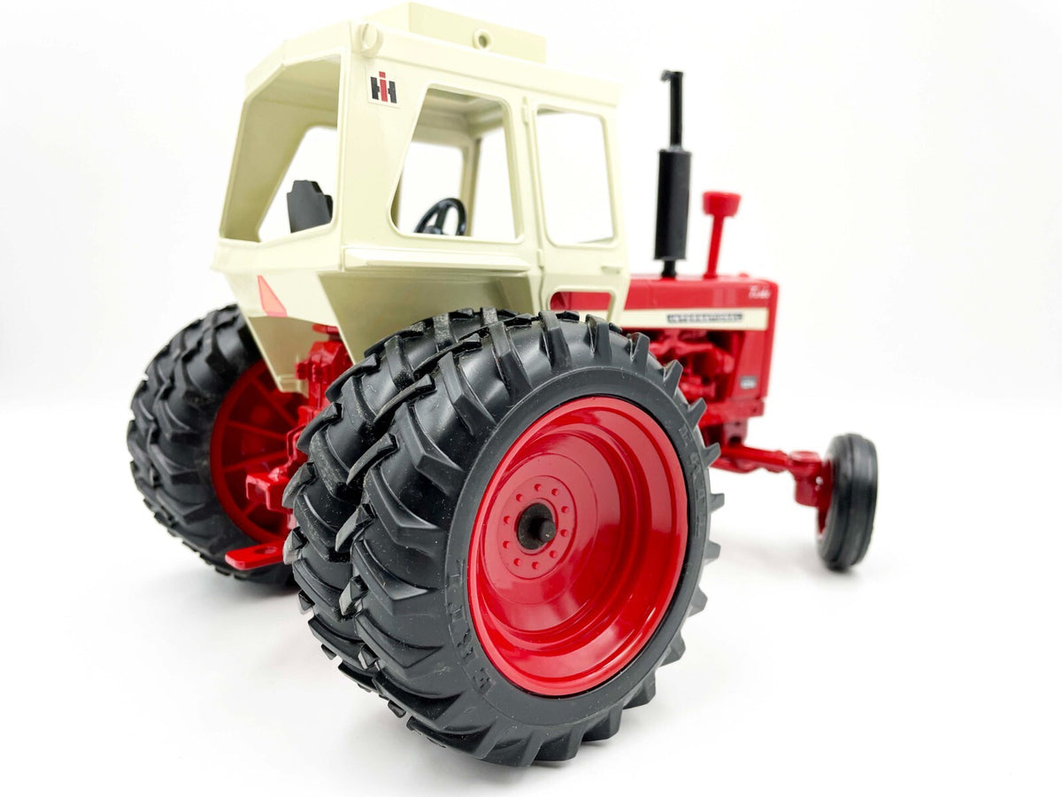 1/16 1998 Summer Farm Toy Show International 1256
