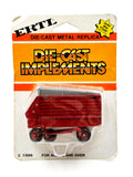 1/64 International Harvester Forage Wagon With Red Rims