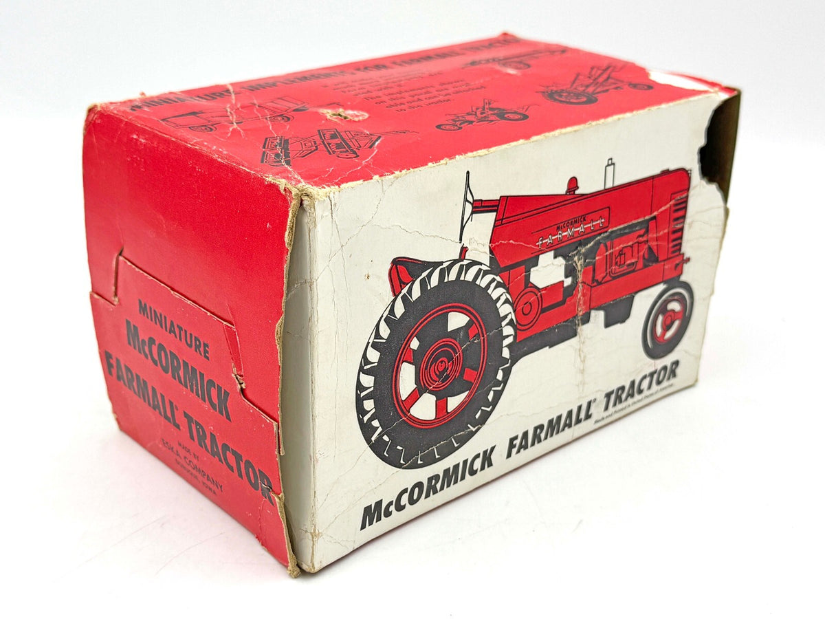 1/16 Farmall 450 Eska in Original Box