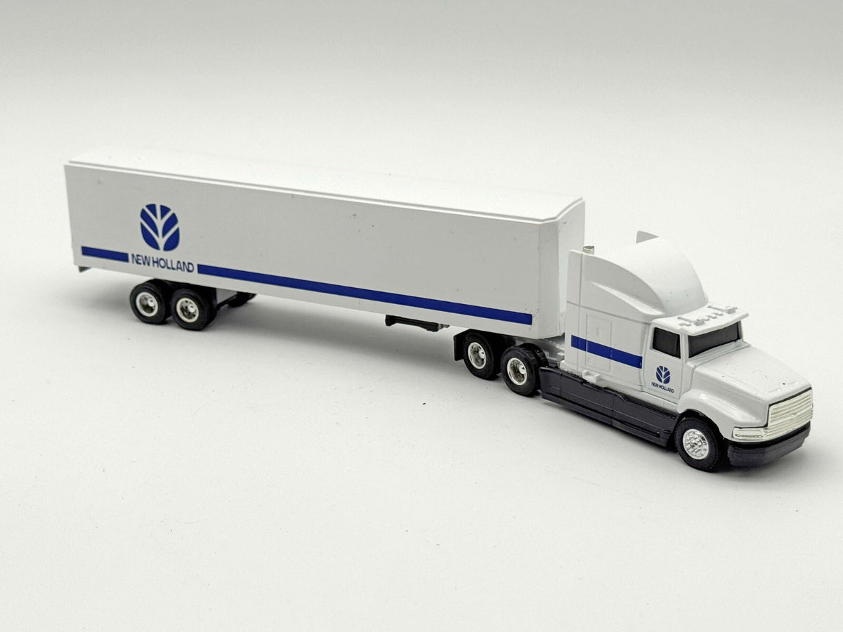 1/64 New Holland Semi Truck Tractor Trailer