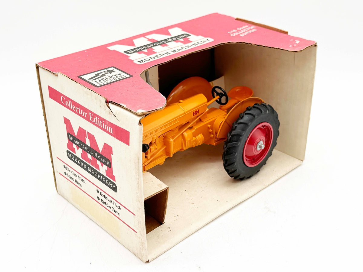 1/16 Minneapolis Moline U Tractor With Narrow Front