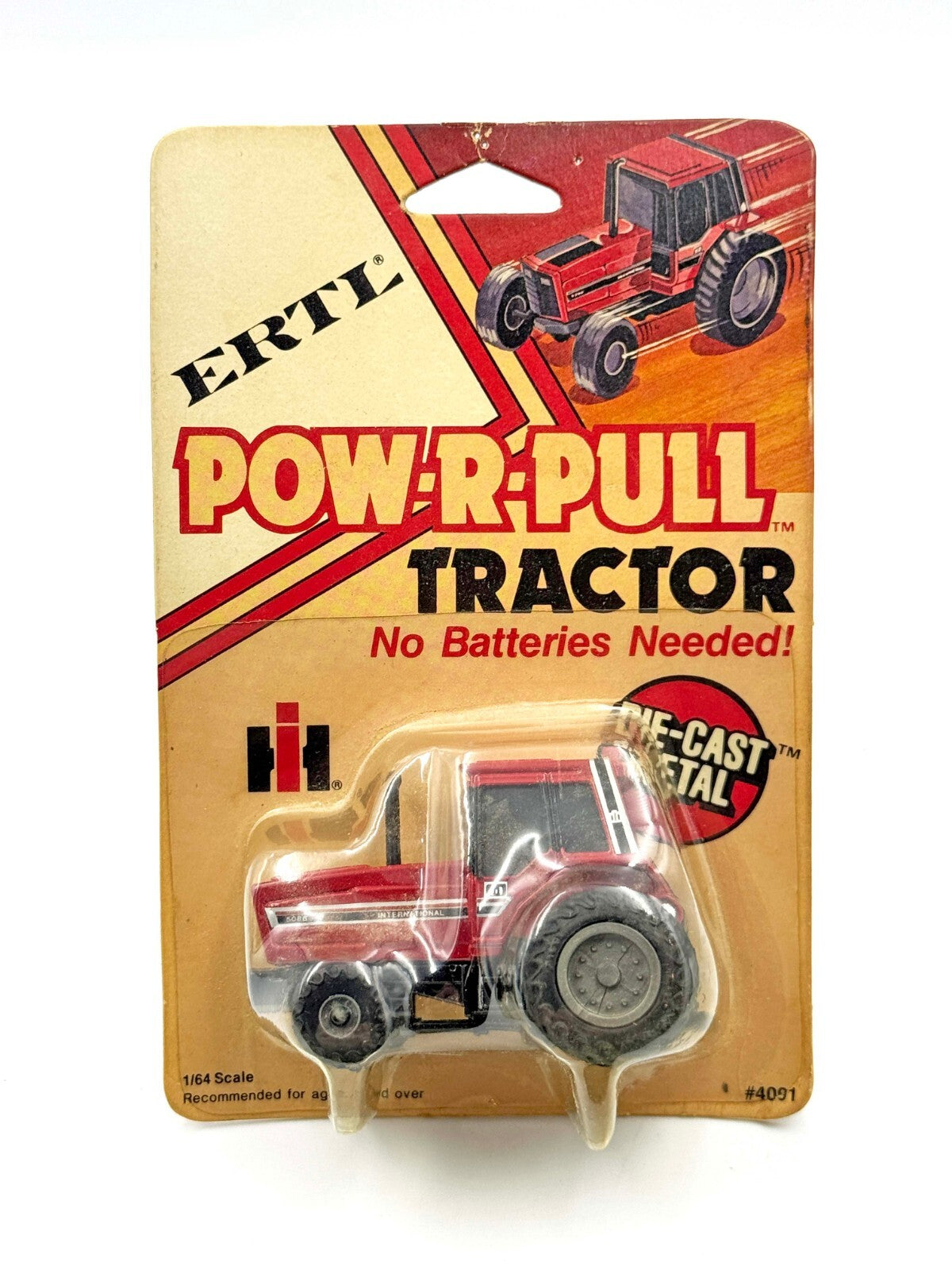 1/64 International Harvester 5088 Tractor, Friction Powered Pow R Pull