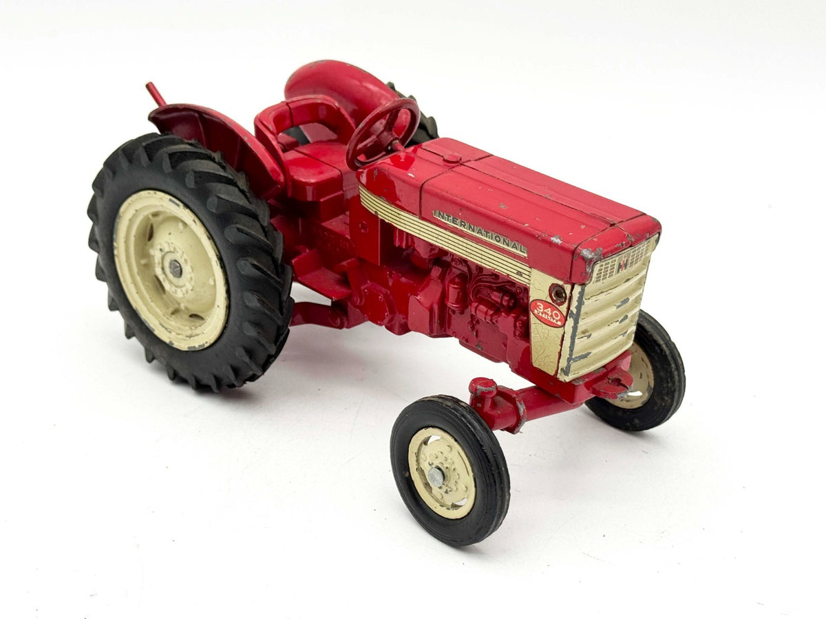 1/16 International 340 Utility by Eska