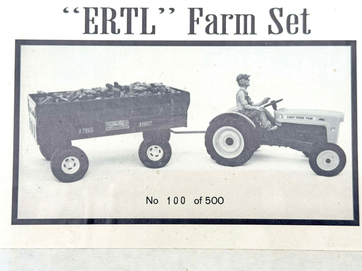 1/16 Ford 8n and Wagon Set York Fair 1997 w/ Foxfire Figure and Corn Load