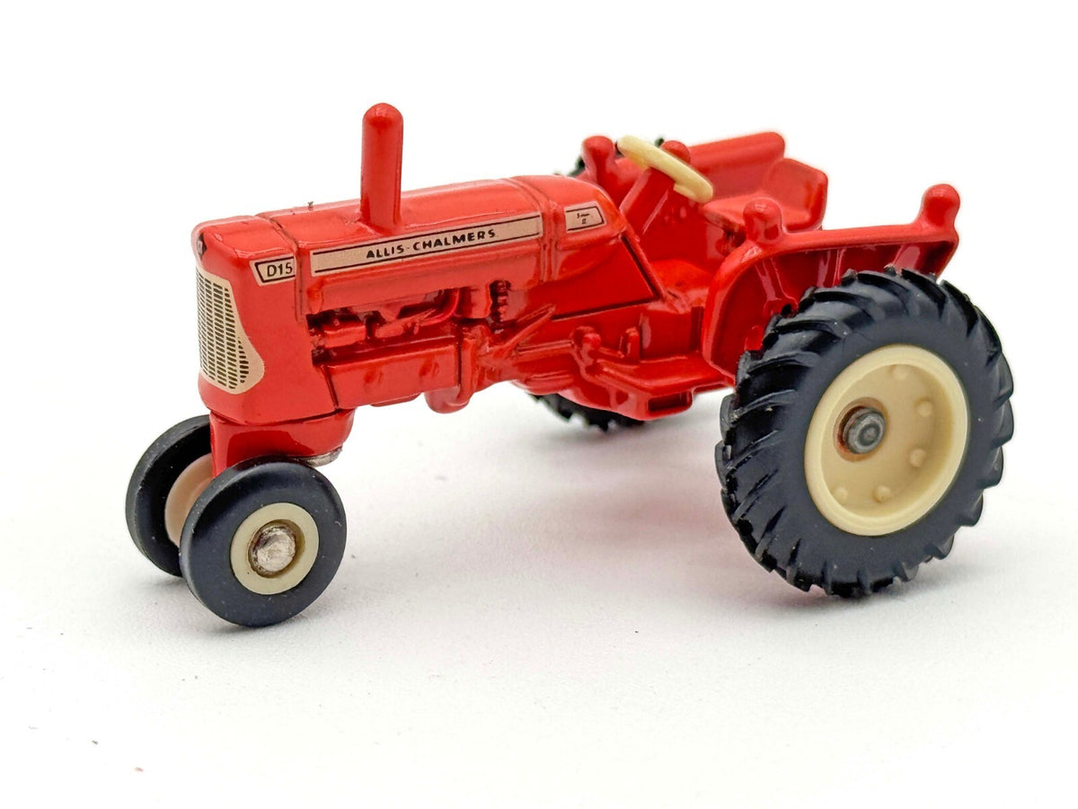 1/64 Allis Chalmers D-15 Narrow Front Tractor