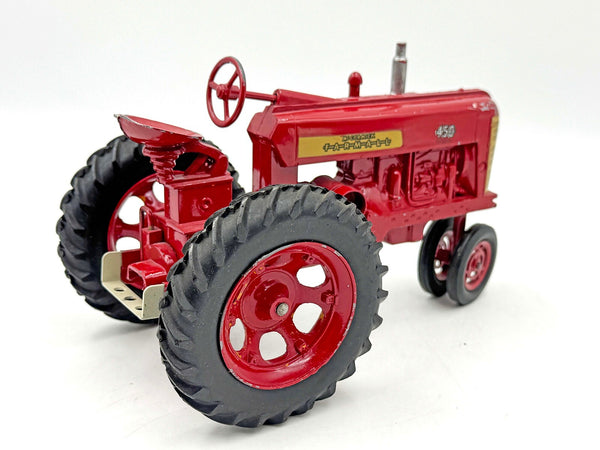 1/16 Farmall 450 Eska in Original Box