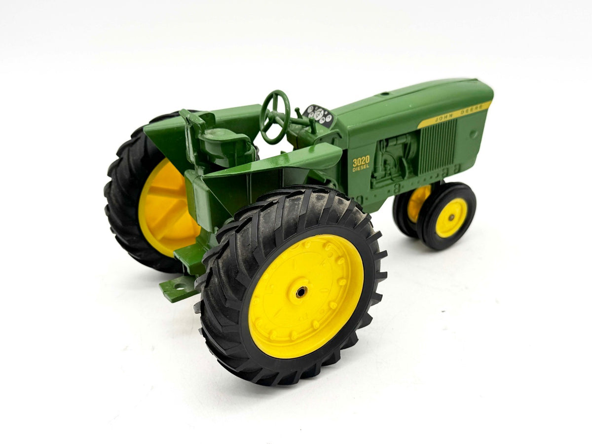 1/16 John Deere 3020 NF Repaint