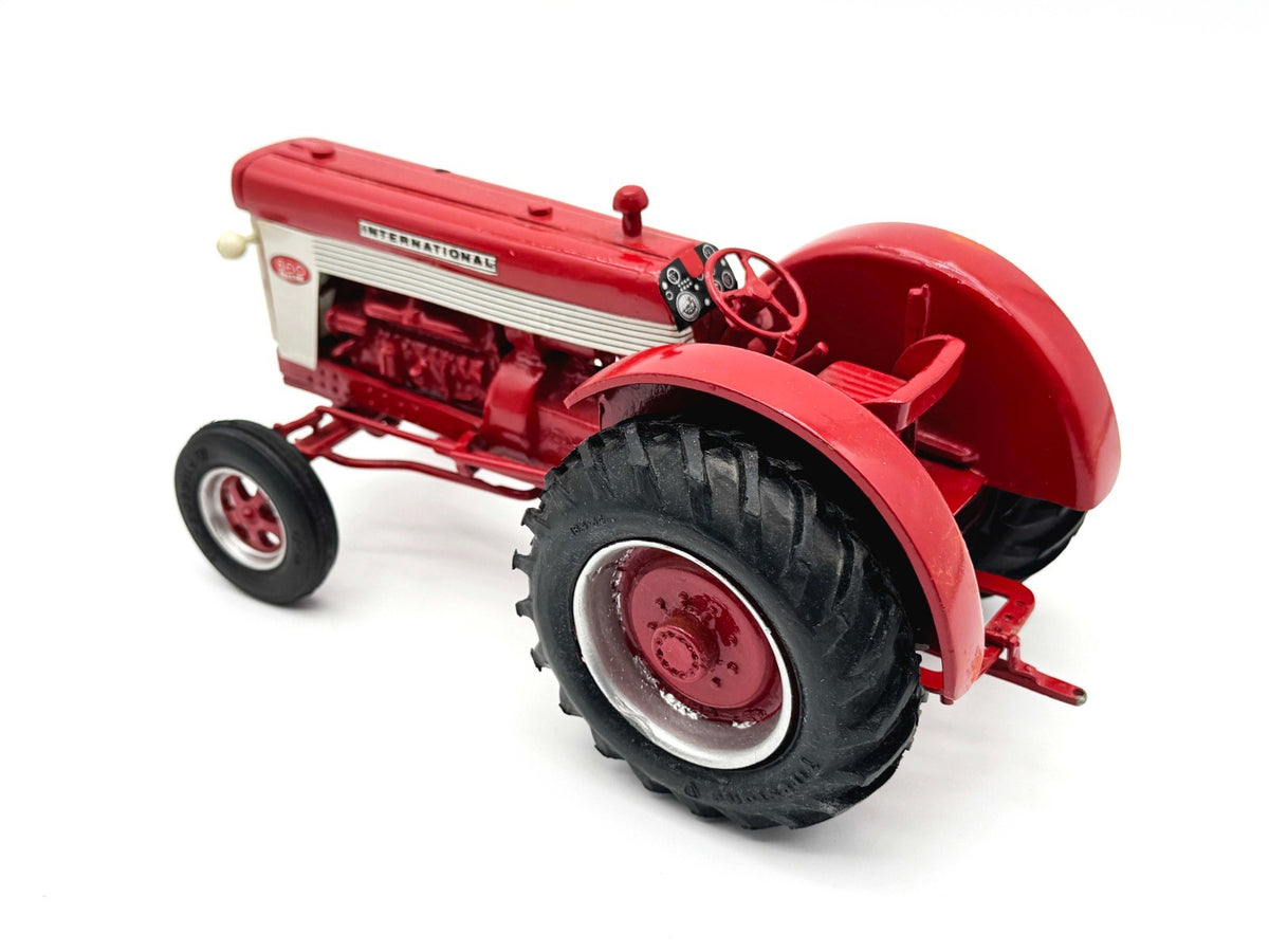 1/16 Custom International 660 Wheatland