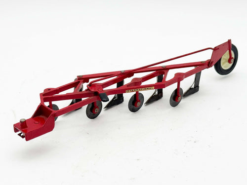 1/16 International 4 Bottom Plow