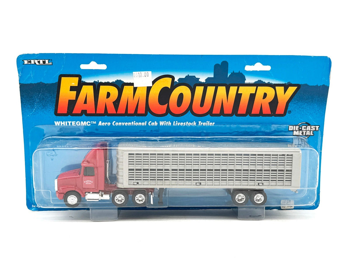 1/64 Plainfield Trucking Semi With Livestock Trailer