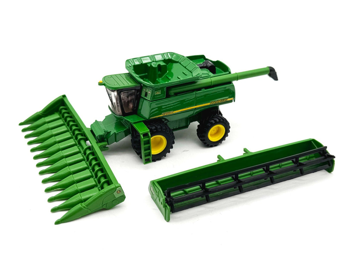 1/64 John Deere 9760STS Combine w/ Corn and Grain Head