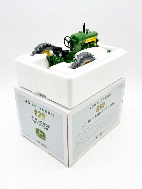 1/16 John Deere 420V Tractor, Two Cylinder Club 2003