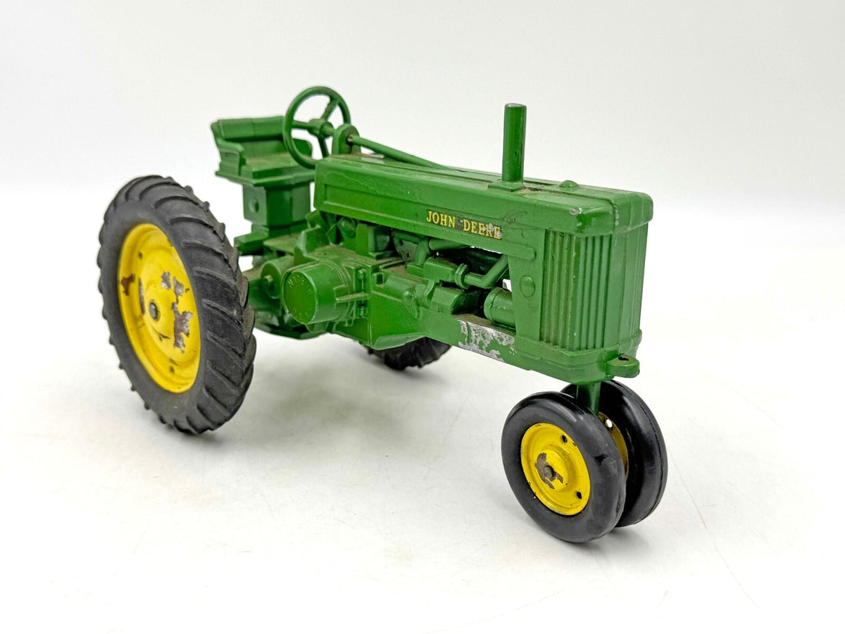 1/16 John Deere 60 w/ Original Box Eska
