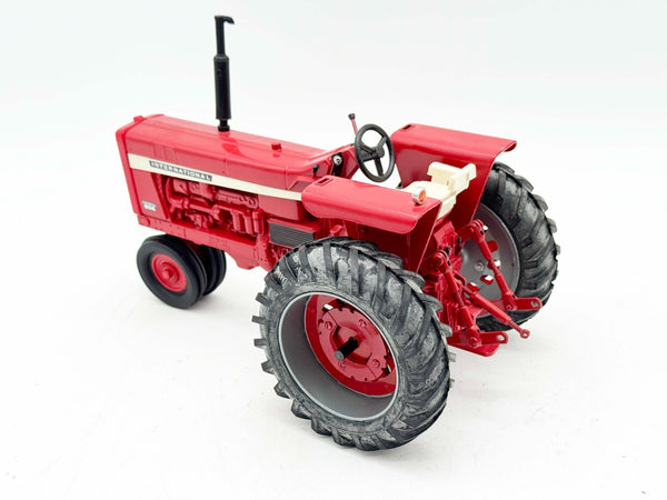 1/16 International 856 Narrow Front Custom