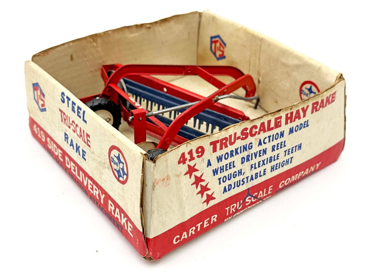 1/16 Tru Scale Hay Rake in Bubble Box