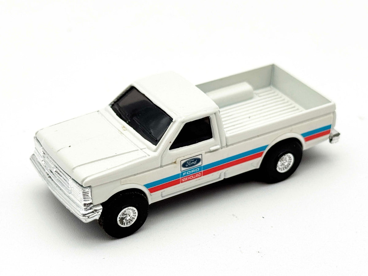 1/64 Ford New Holland Dealership Truck
