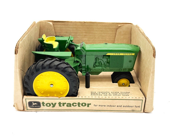 1/16 John Deere 4020 NF in Original Bubble Box