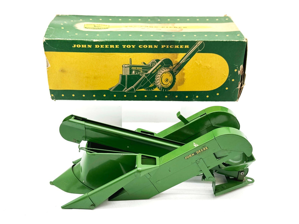 1/16 John Deere 227 Corn Picker w/ Original Box - Eska