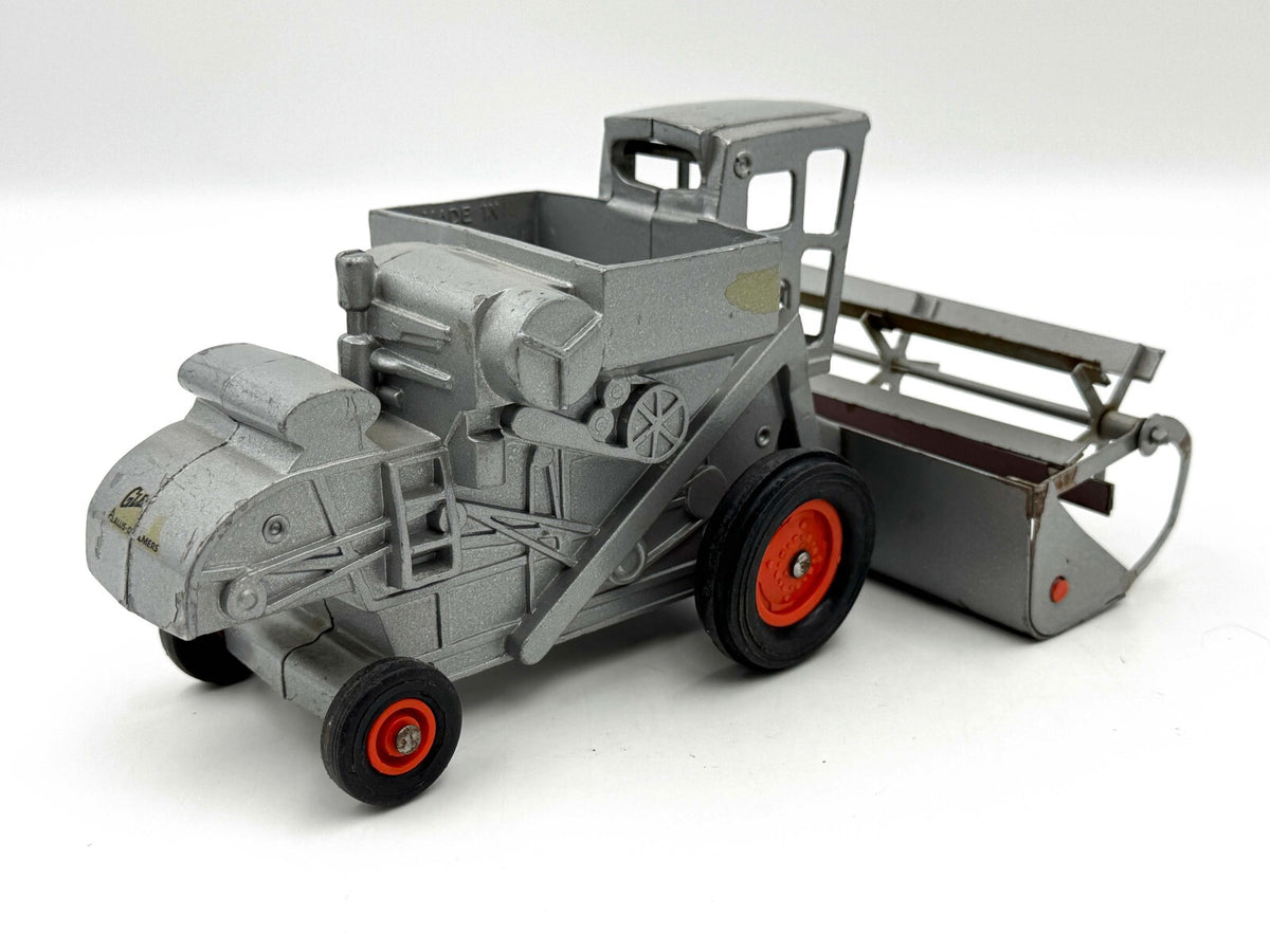 1/32 Allis Chalmers Gleaner G Combine