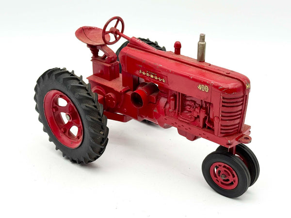 1/16 Farmall 400 by Eska