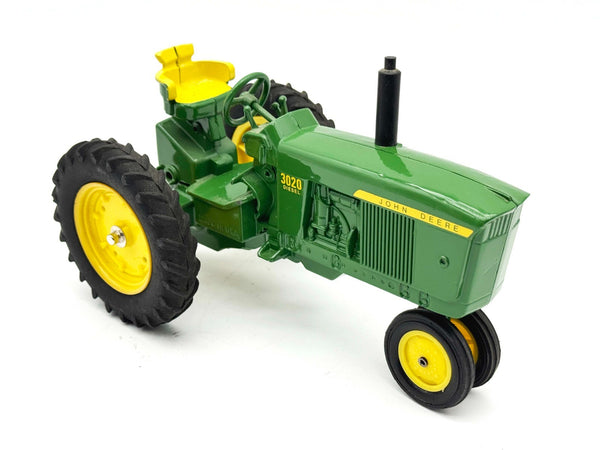 1/16 John Deere 3020