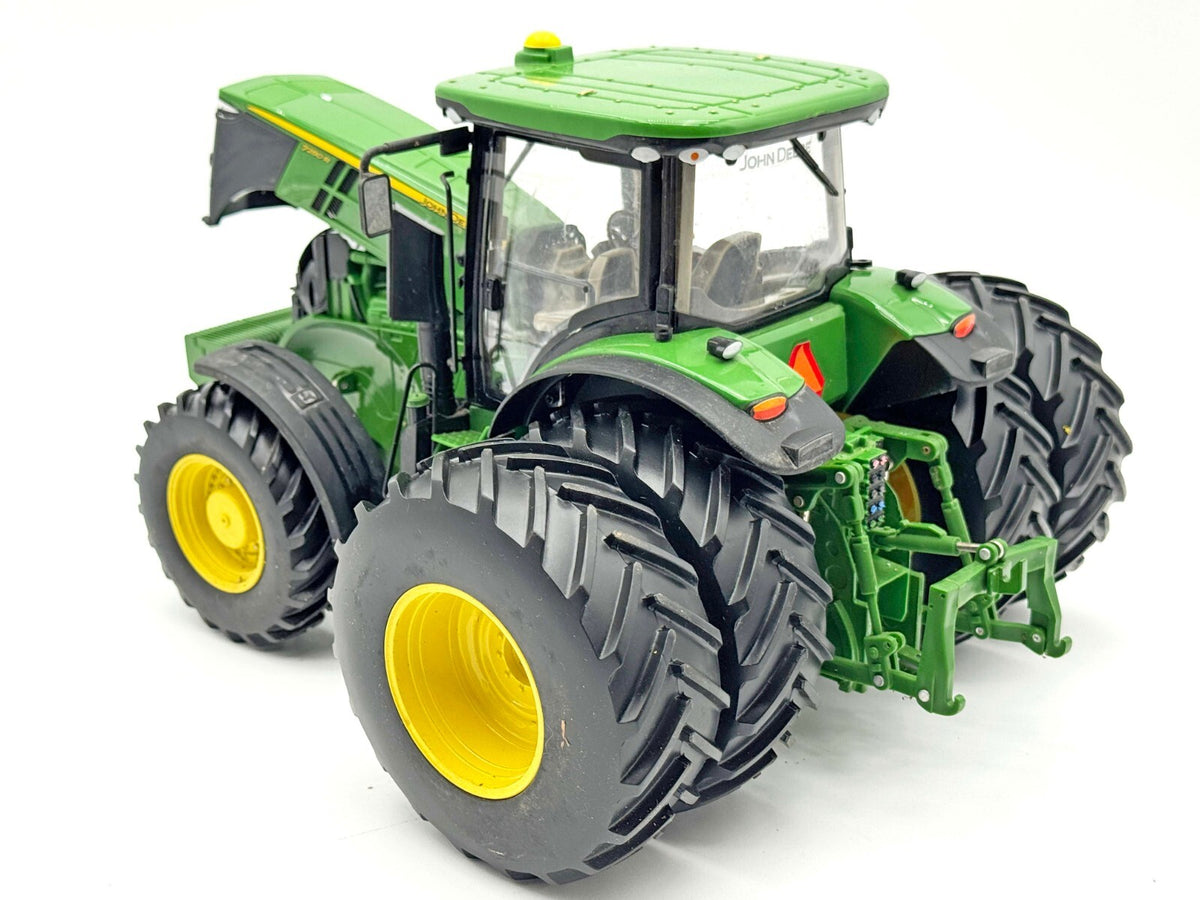 1/16 John Deere 7280R Tractor With Front Wheel Assist & Duals
