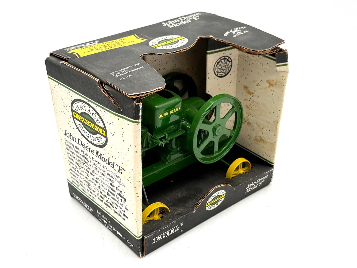 1/6 John Deere Model E Gas Engine