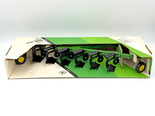1/16 John Deere 6 Bottom Plow