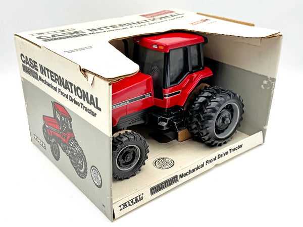 1/16 Case International Magnum 7150 Tractor With Front Wheel Assist & Duals