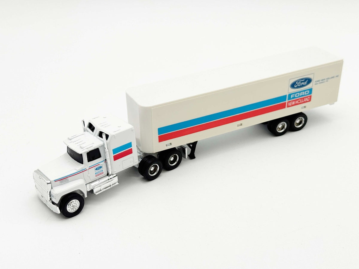 1/64 Ford New Holland Parts Semi With Trailer