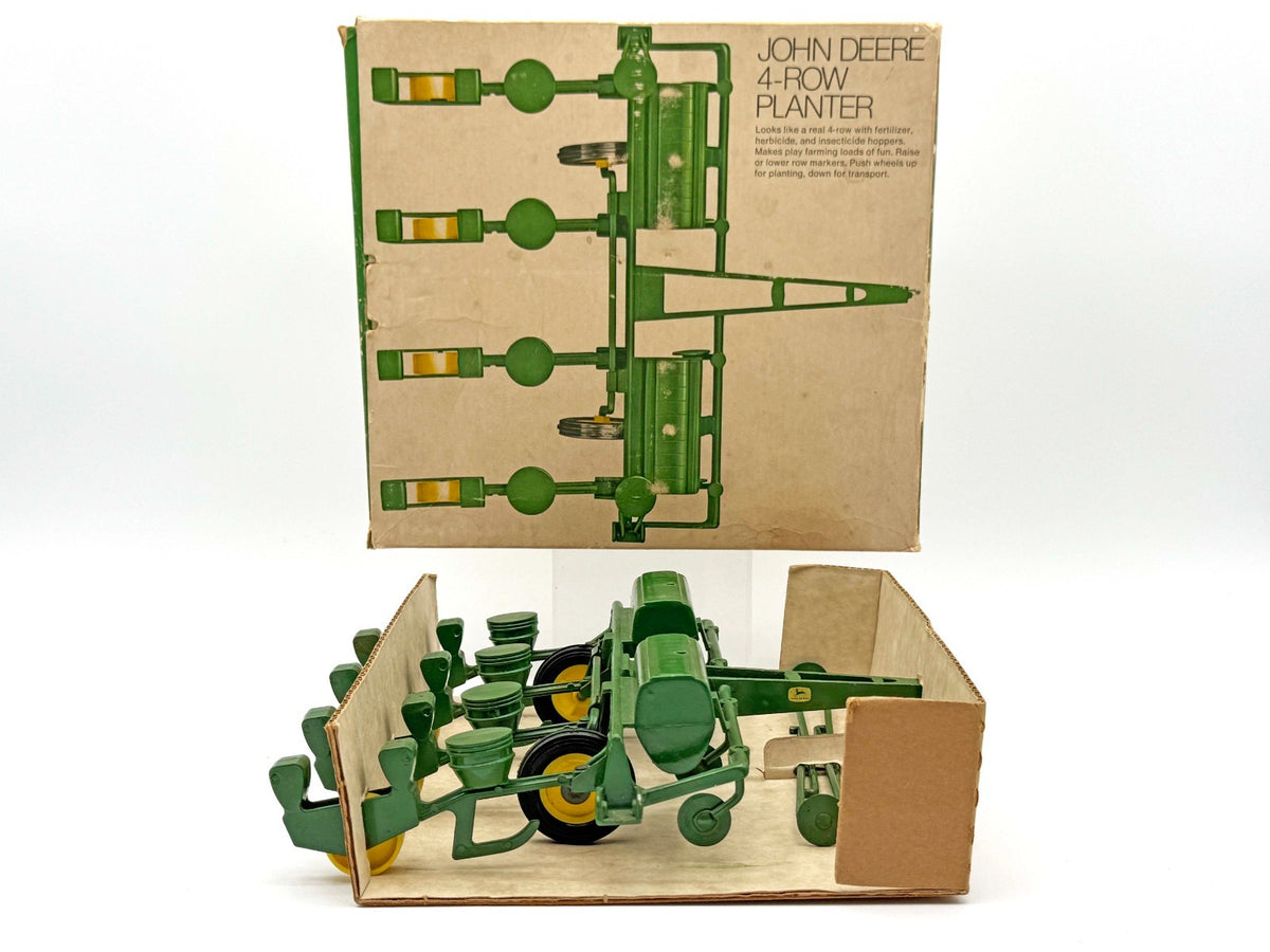 1/16 John Deere 4 Row Corn Planter in Ice Cream Box