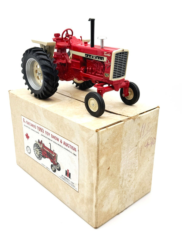 1/16 International Harvester Farmall 1206 Wide Front Tractor, Ontario Show