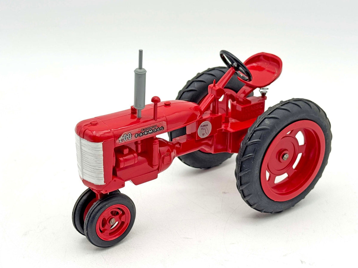 1/16 Farmall 200 Plastic Florida Classics