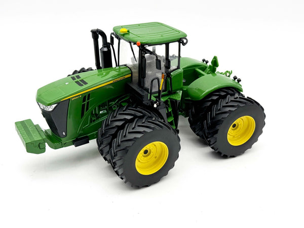 1/32 John Deere 9560R 4WD Tractor With Duals