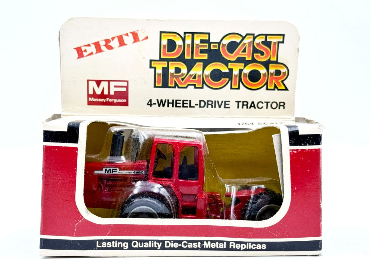 1/64 Massey Ferguson 4880 4WD Tractor