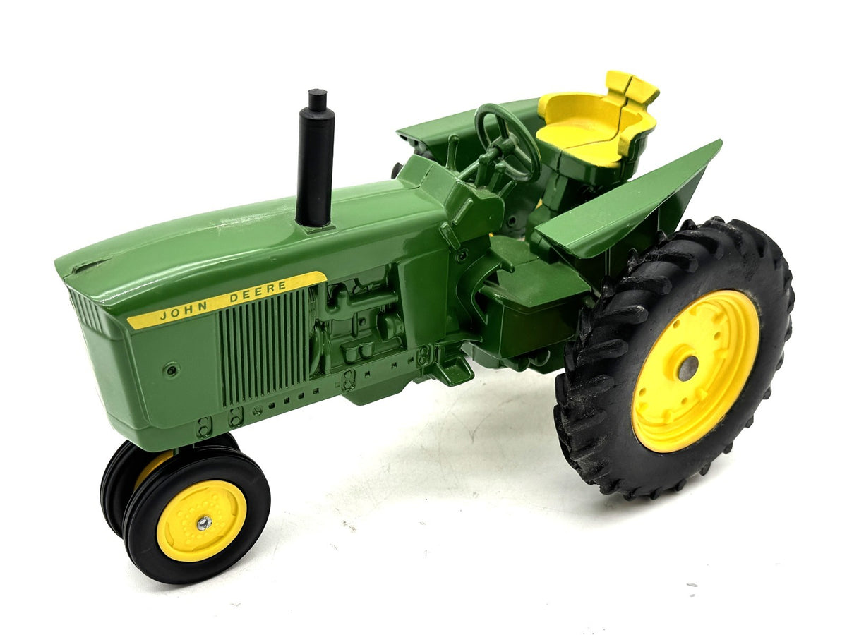 1/16 John Deere 3020 NF w/ 3 PT Repaint
