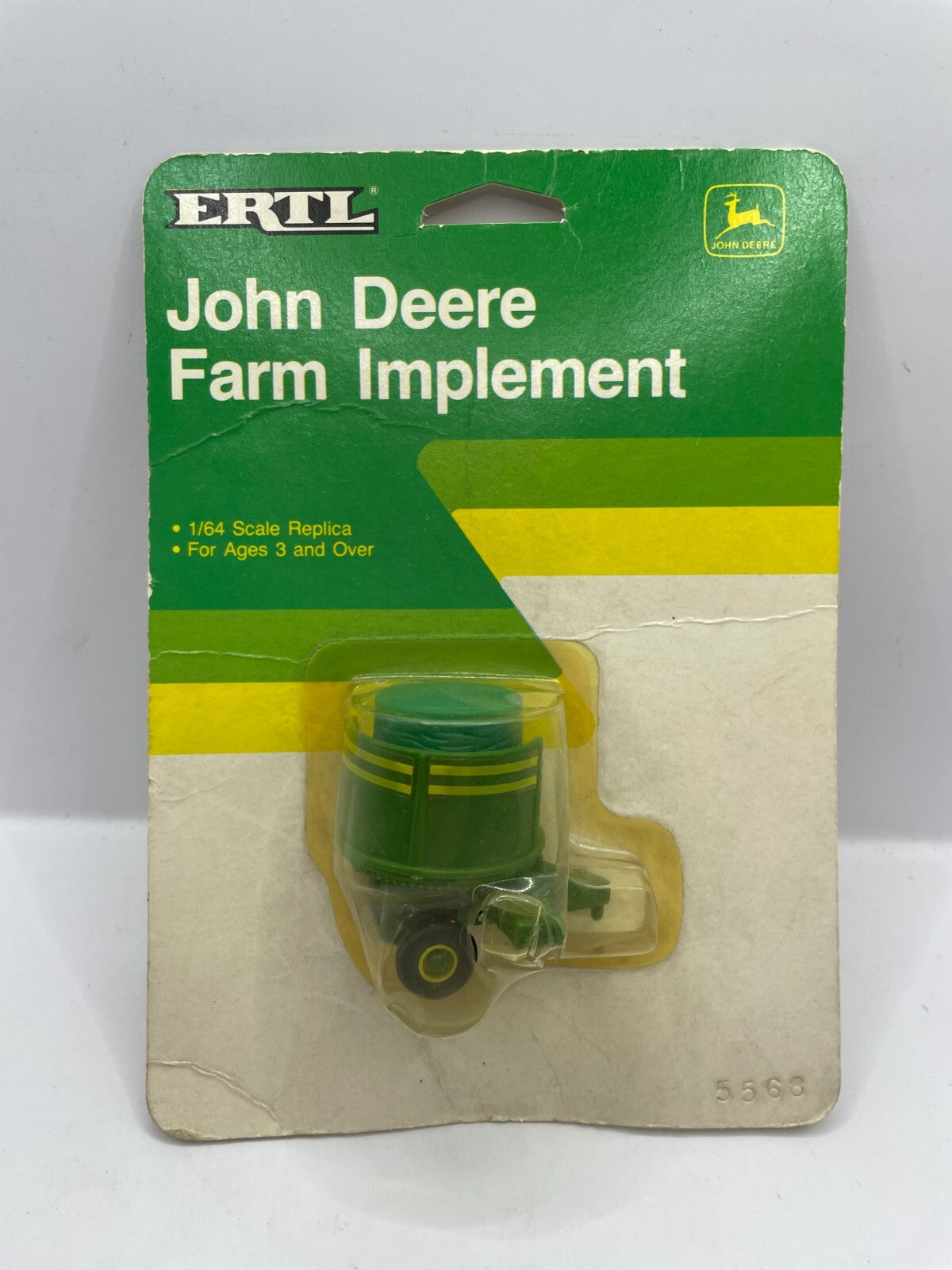 1/64 John Deere Bale Processor