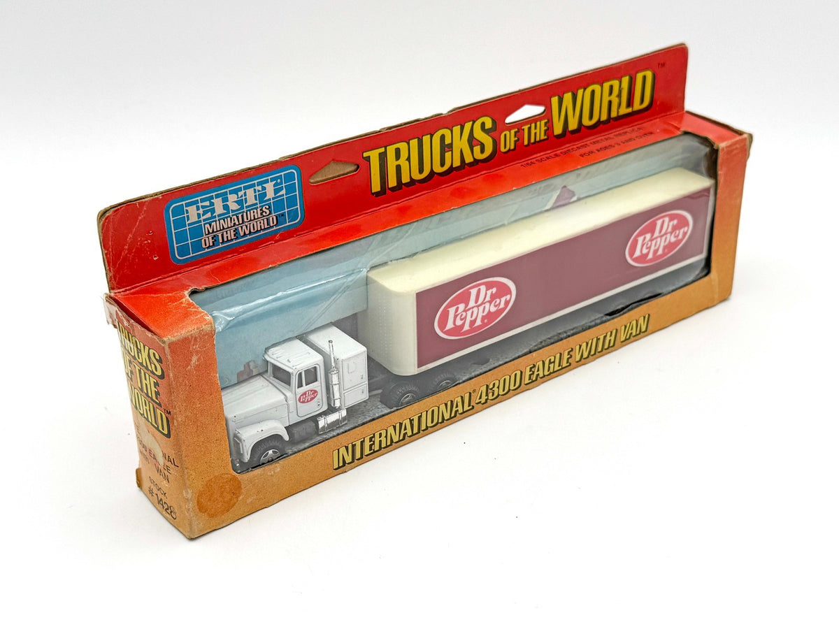 1/64 Trucks of the World International 4300 Eagle w/ Van Dr Pepper