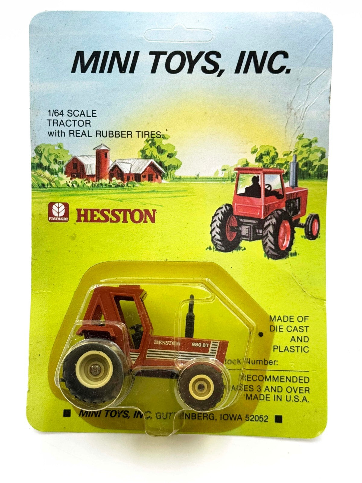 1/64 Hesston 980 DT Tractor With Front Wheel Assist