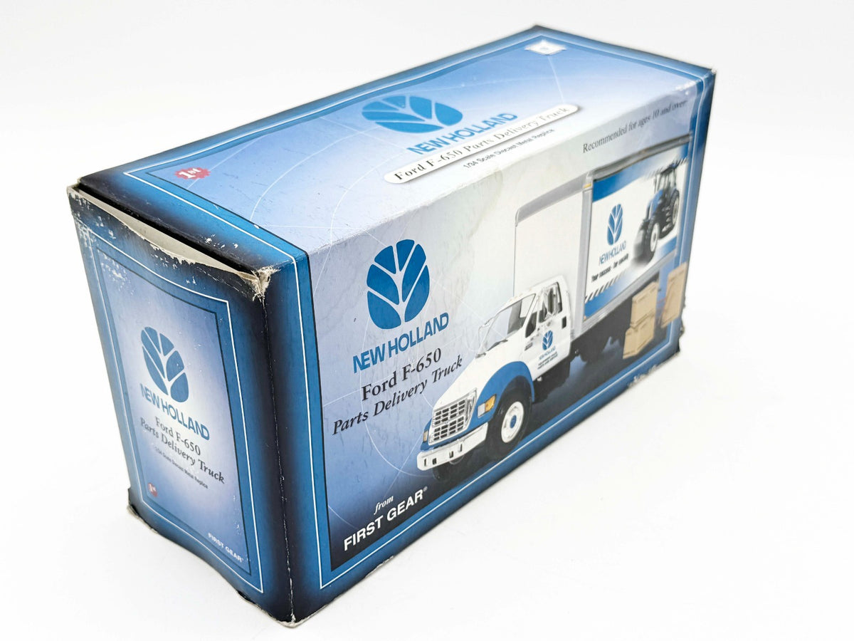 1/25 Ford F-650 New Holland Parts Delivery Truck