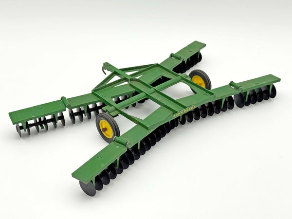 1/16 John Deere Tandem Wing Disk