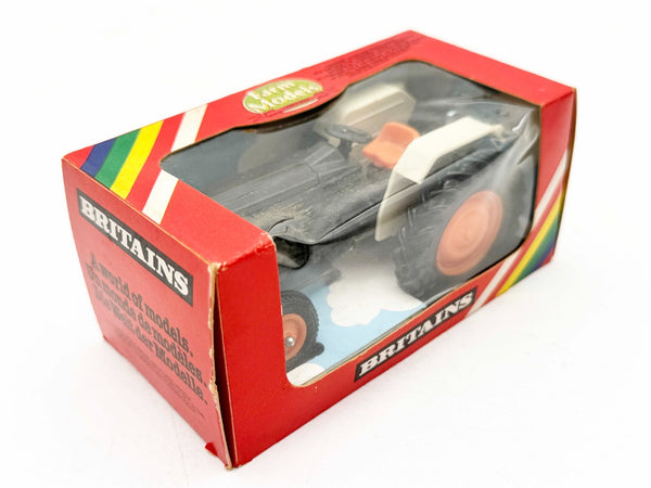 1/32 Britains Farm Tractor No. 9420